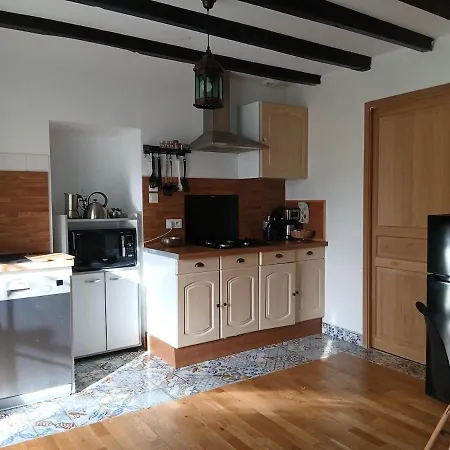 Independant T1, Entre Nantes Et Rennes 아파트 *