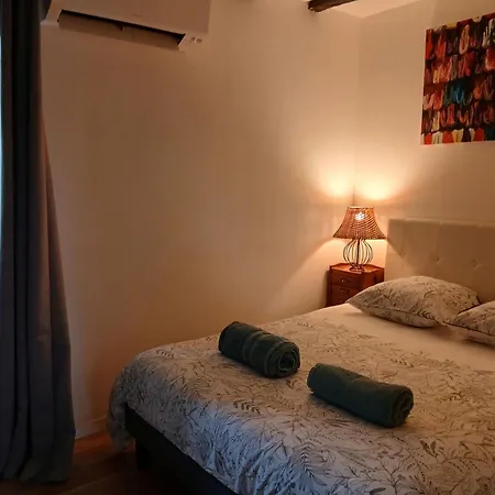 Indépendant T1, Entre Nantes Et Rennes *