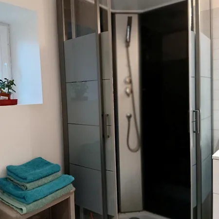 Independant T1, Entre Nantes Et Rennes * Conquereuil