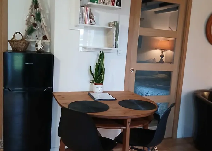 Indépendant T1, Entre Nantes Et Rennes Appartement *